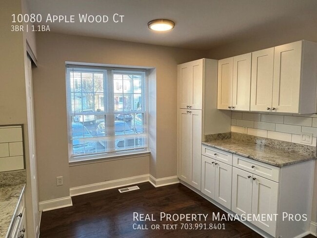 10080 Apple Wood Ct