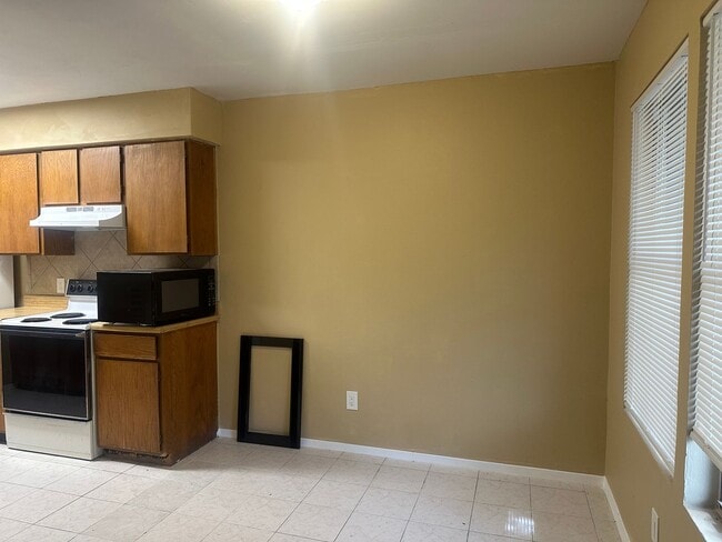 Photo - NEW IN MANAGEMENT - AVAILABLE NOW