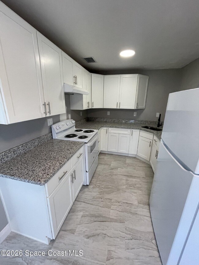 Photo - 2466 Pepper Ave