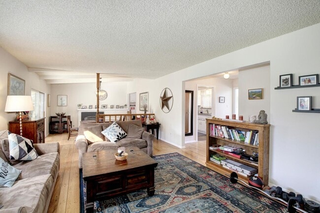 Photo - Great Central Davis 3 bedroom 2 bath home