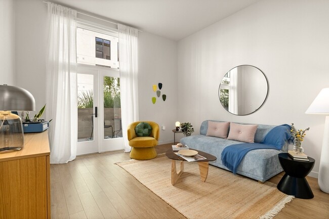 Photo - Avenue 34