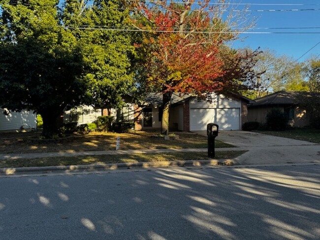 Charming 3-Bed, 2-Bath Rental Home in West... - Charming 3-Bed, 2-Bath Rental Home in West...