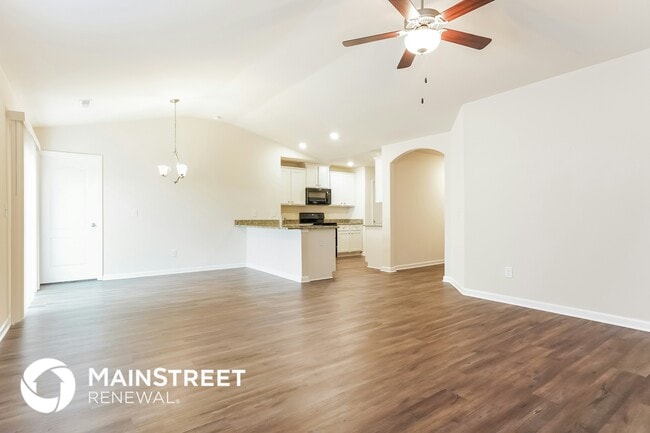 Photo - 382 Armistead Ct