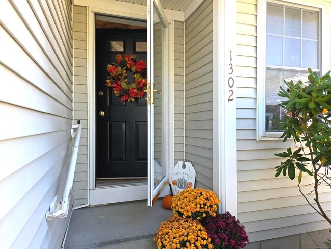 Photo - 1302 Revere Rd Unit 1302