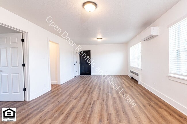 Photo - 1823 Griswold Dr Unit J21