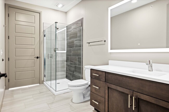 Upton Oxmoor Apartments