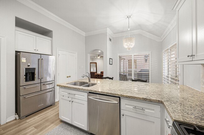 Photo - 4757 W Alabama St