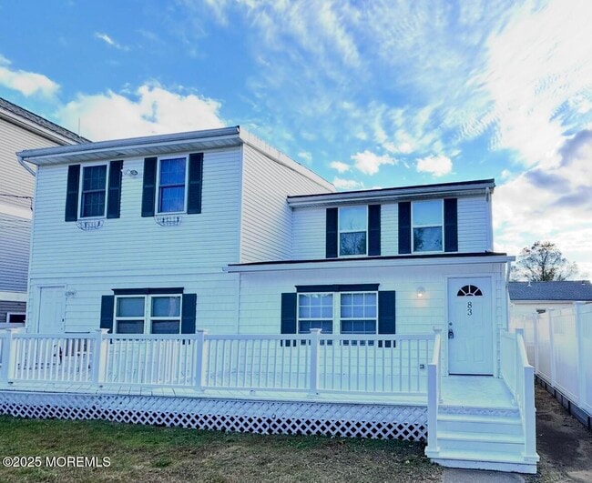 Photo - 83 Bayside Pkwy