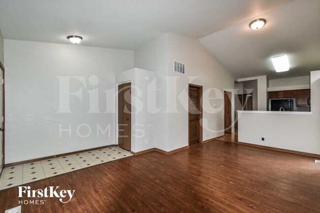 Photo - 14212 S Napa Cir