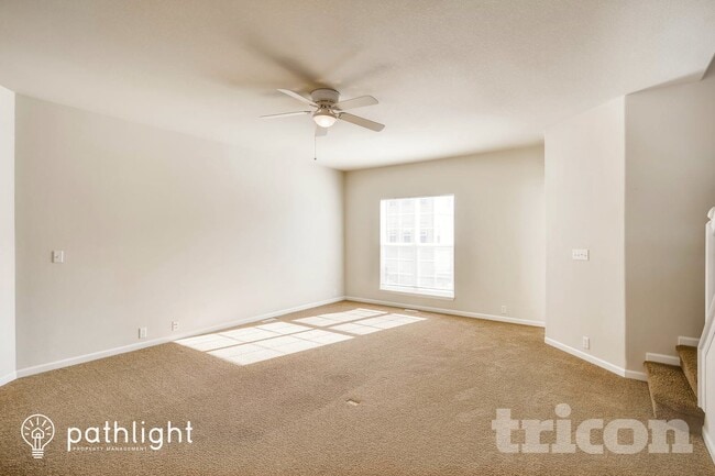 Photo - 968 Burning Bush Point