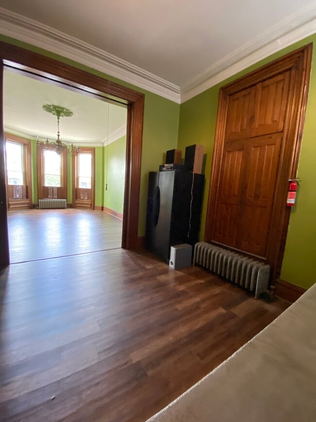 Photo - 223 E Main St