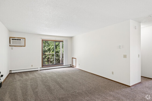 A 2BR, 1BA - 913SF - Livingroom
