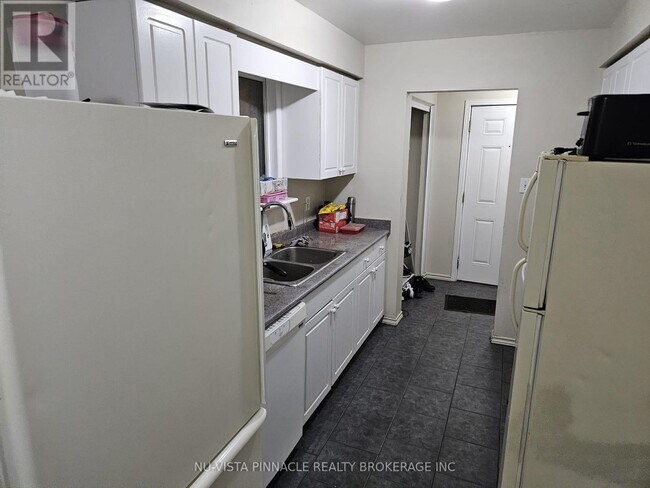 Photo - 963 Prosperity Ct