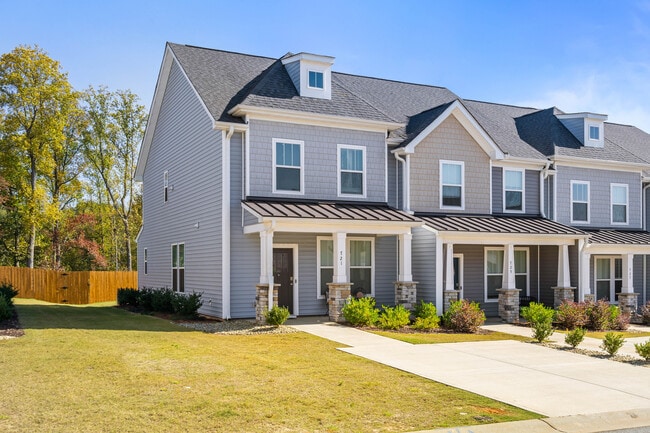 Building Photo - Covey Homes Addison