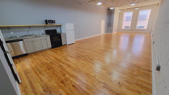 Photo - 722 Commerce St Unidad 217