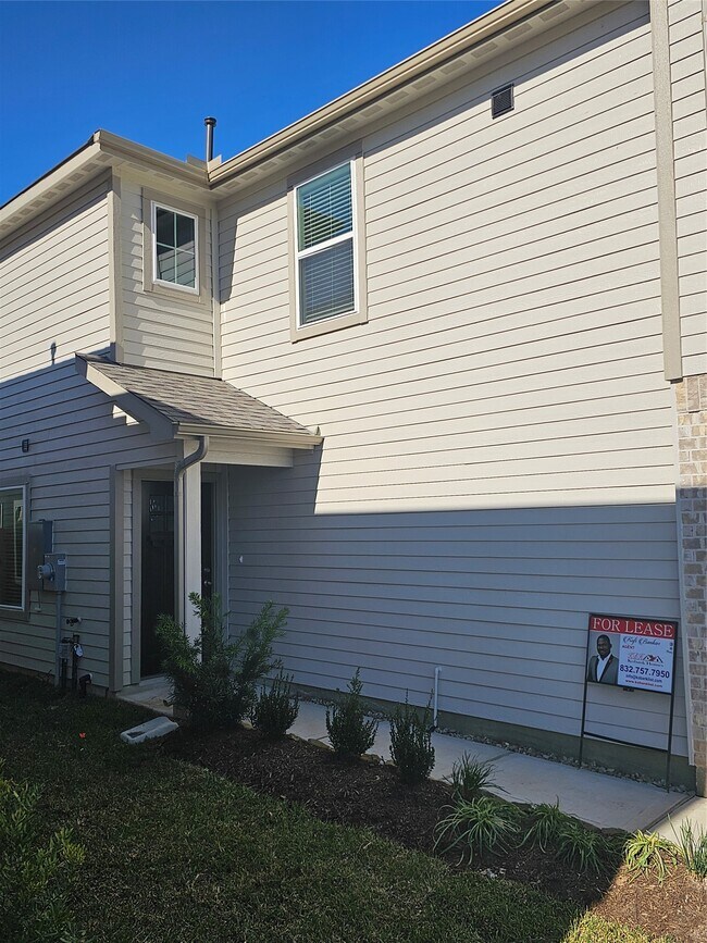 Photo - 5207 Shallowhurst Ln