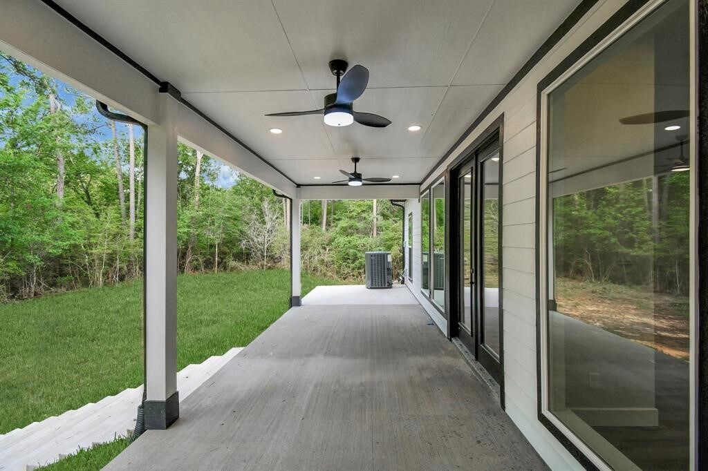 Photo - 12163 La Salle River Rd