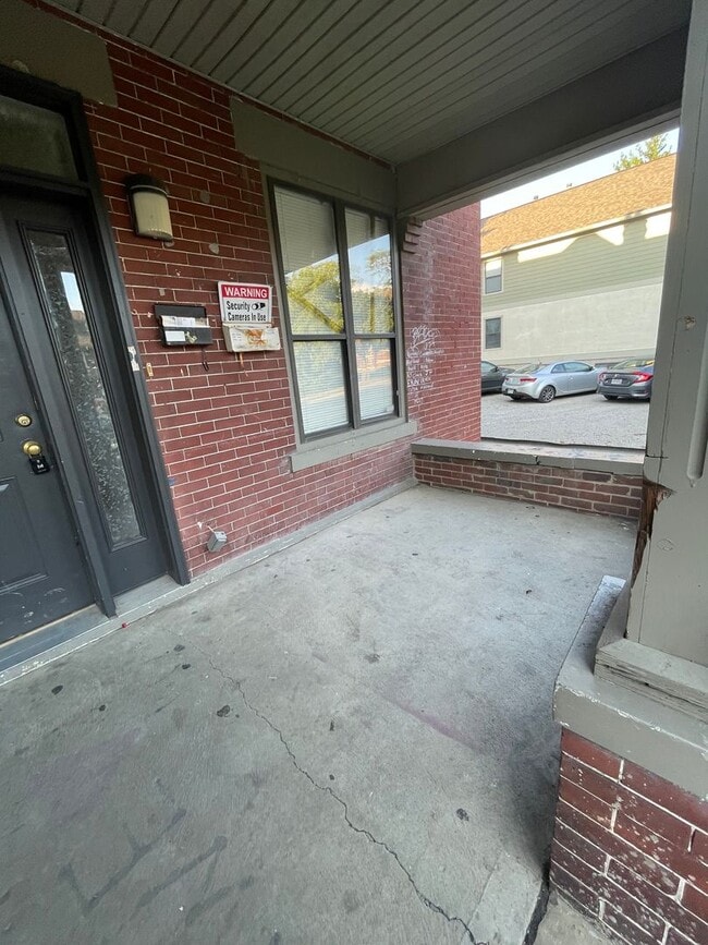 Photo - 194 E 14th Ave Unidad A