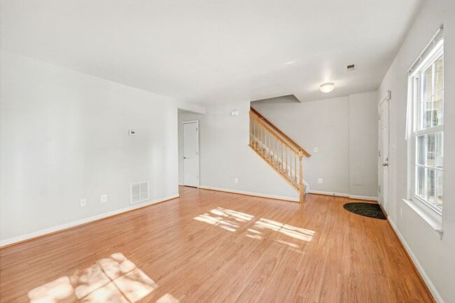 Photo - 4529 Leighann Ln