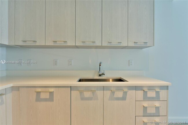 Photo - 45 SW 9th St Unit 1907