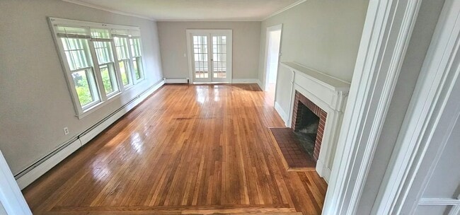 Photo - 1634 Ella T Grasso Blvd