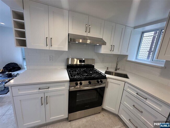 219 Cliff St Unit G