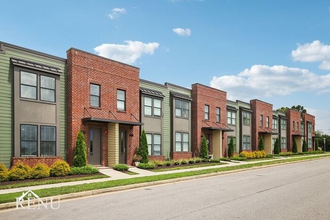 Building Photo - 1001 Lifford Ln