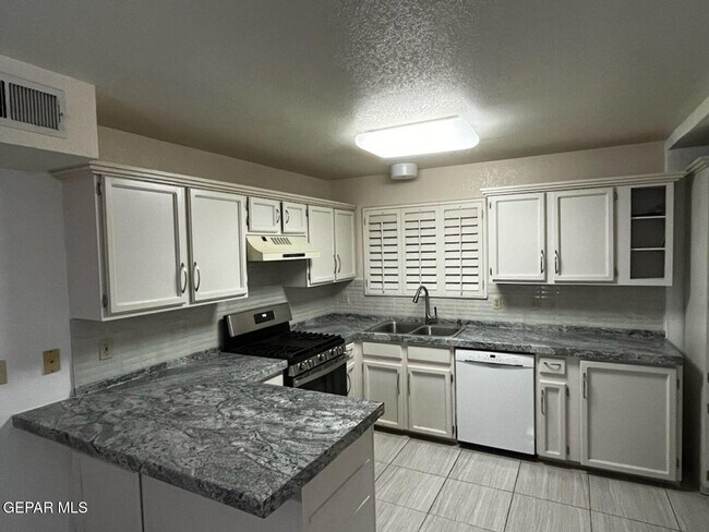 Photo - 1158 Hunters Ridge Pl