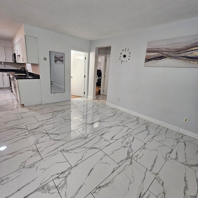 Photo - 1129 N Shore Rd Unit BS2