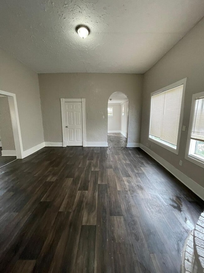 Photo - Great 4/2 property with recent updates!