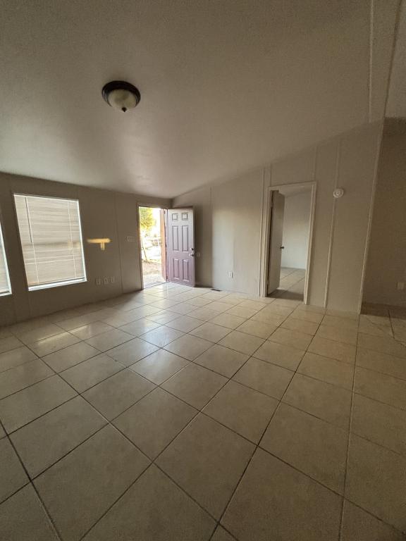 Photo - 5521 S Bonney Ave