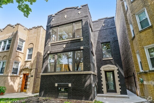Building Photo - 5627 N Bernard St Unit 1 Rental