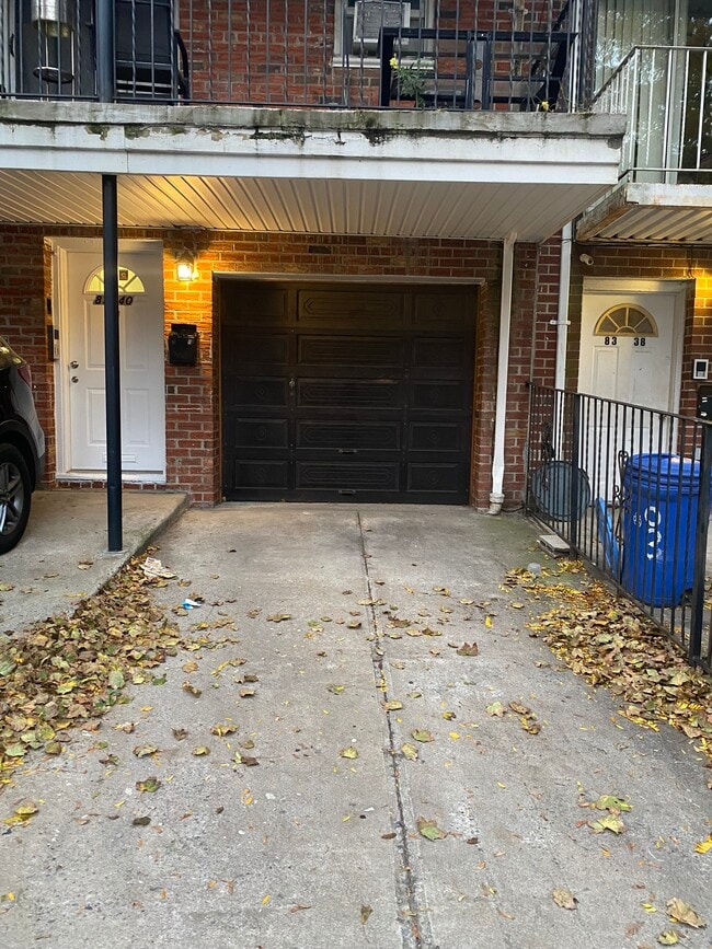 Photo - 8340 Talbot St