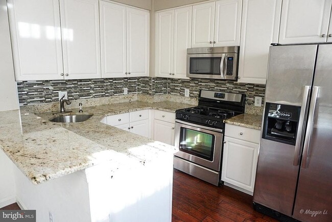 Photo - 6004 Lincolnia Rd