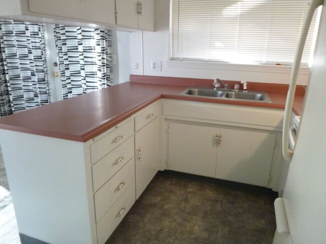 Building Photo - 0819 Unit A