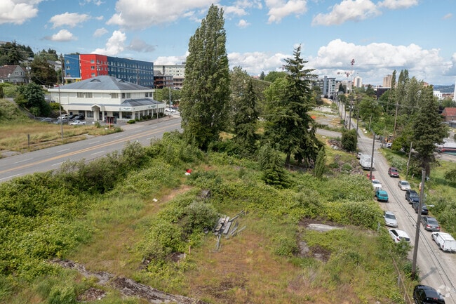 Building Photo - The Camden Rental