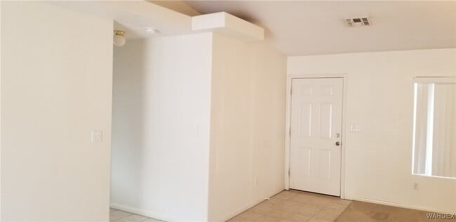 Photo - 870 Florence Ave