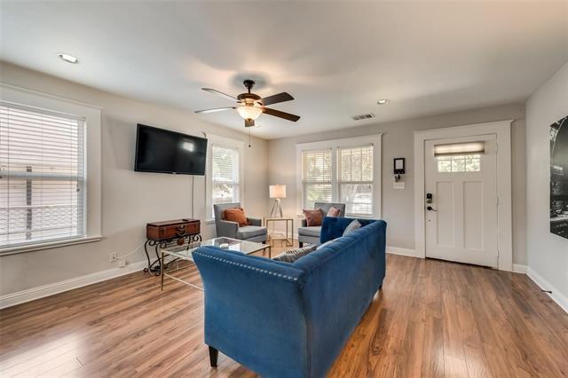 Photo - 818 N Beckley Ave