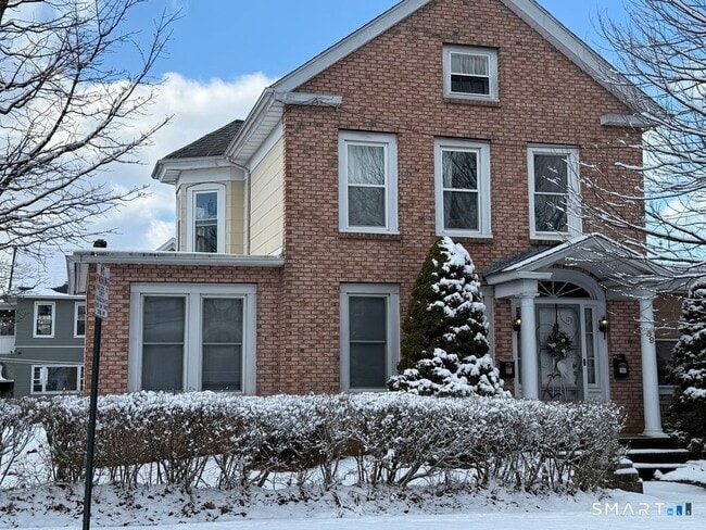 Building Photo - 59 Park Pl