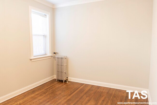 Photo - 4835 N Paulina St Unit G
