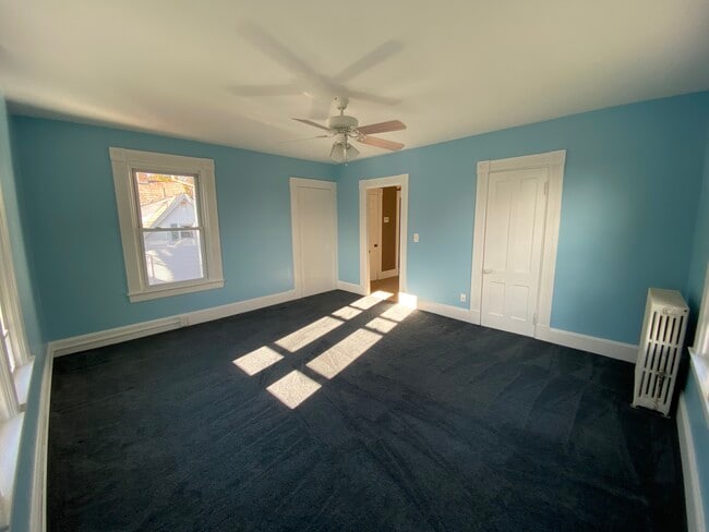 Building Photo - 171 N Main St Unit 2 fl