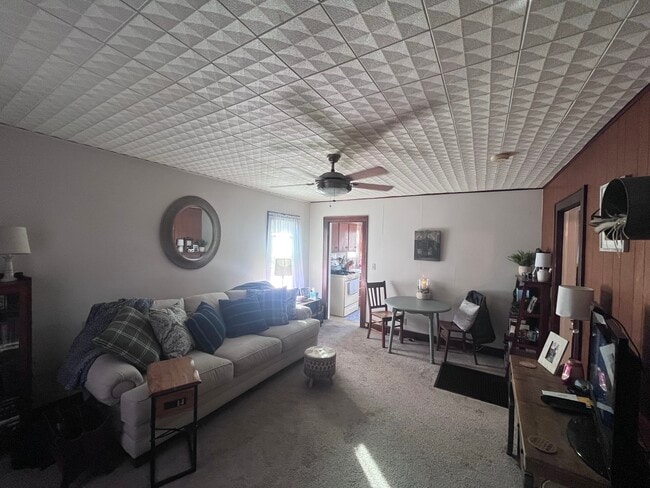 Photo - 1003 N Cedar St