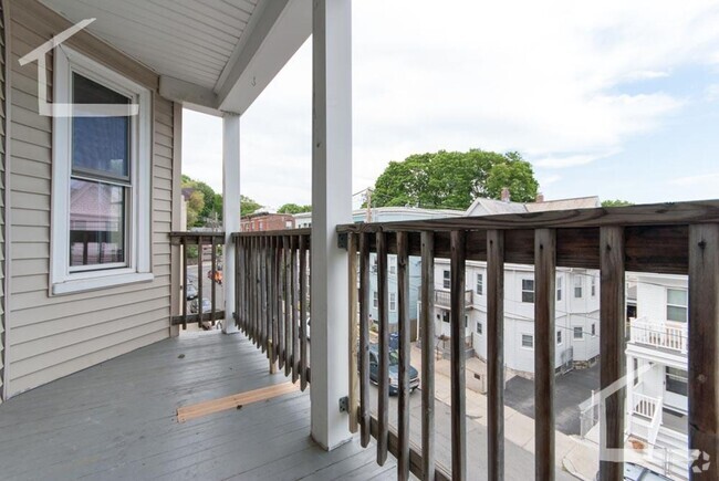 Building Photo - Great 4 Bed in Brighton Rental