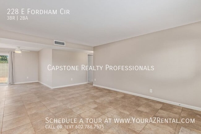 Photo - 228 E Fordham Cir
