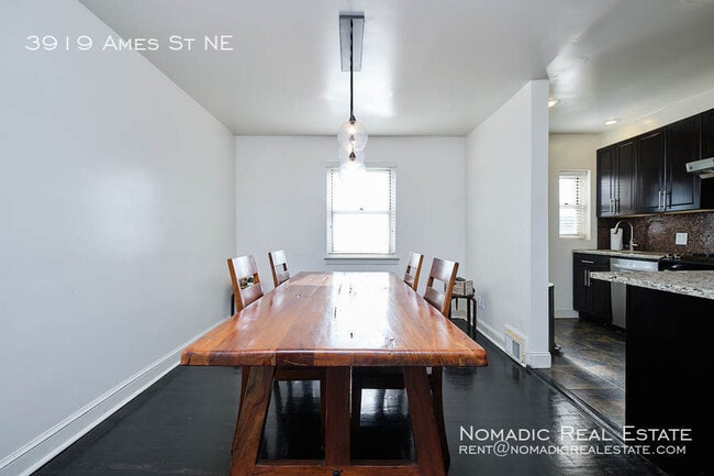 Photo - 3919 Ames St NE