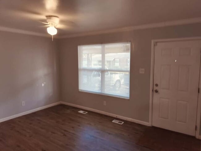 Photo - 2461 Duchess Dr