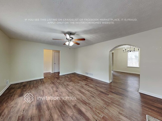 Photo - 1835 Red Rose Ln