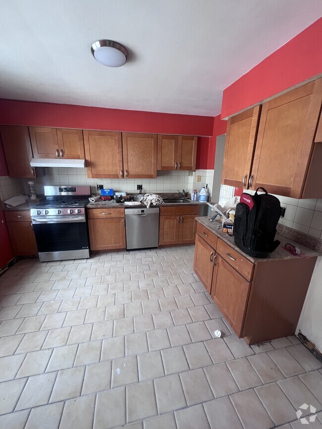 Building Photo - 28 Asticou Rd Unit 2 Rental