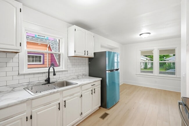 Photo - 4205 Buell Dr
