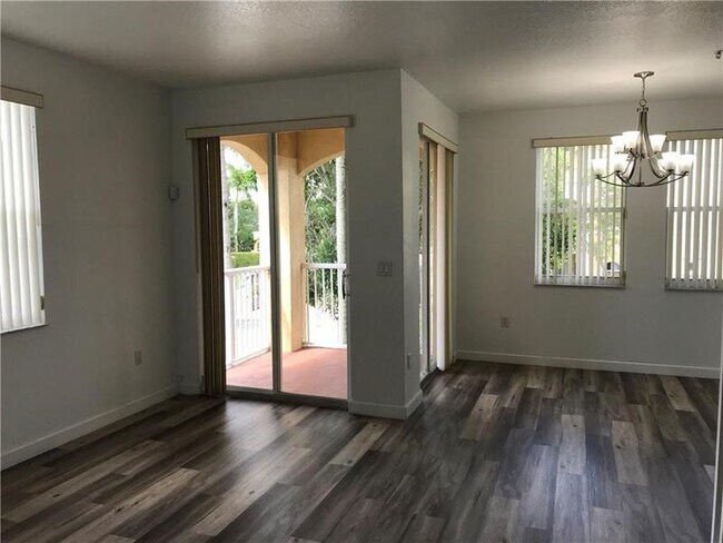 Photo - 4331 SW 160th Ave Unit 200